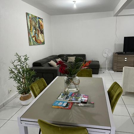 Domaine De La Villa D'Orge Vieux-Habitants Ngoại thất bức ảnh